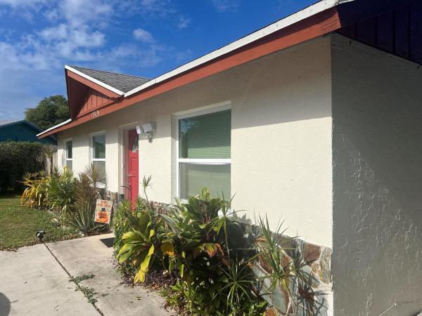 1309 W Frangipani Cir, Lake Worth, Florida 33462, image 1