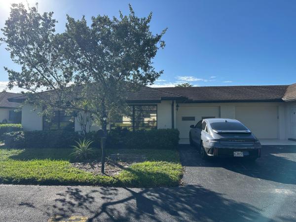 Greentree Villas, 4800 Quailwood Dr #A, Boynton Beach, Florida 33436, image 1