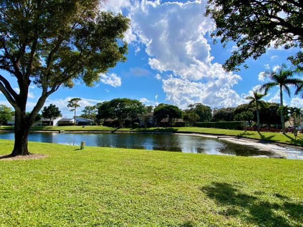 Cloisters, 6117 Woodlake Blvd, Greenacres, Florida 33463, image 3