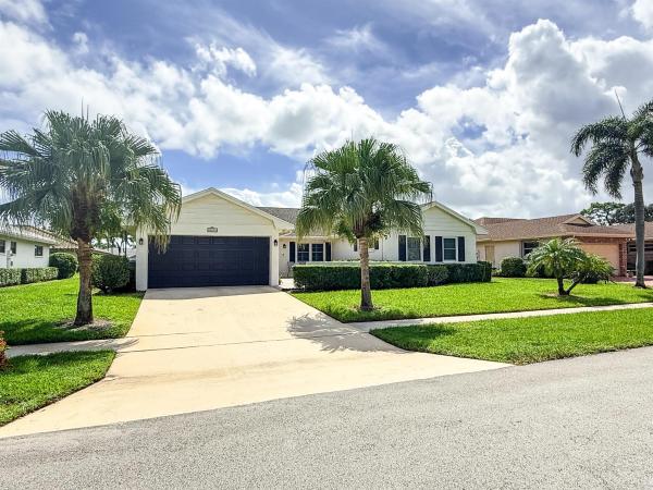 Pine Tree Village, 10684 Greentrail Dr S #, Boynton Beach, Florida 33436, image 1