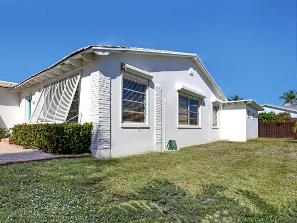 Palm Beach Shores Residential, 225 Linda Ln, Palm Beach Shores, Florida 33404, image 2