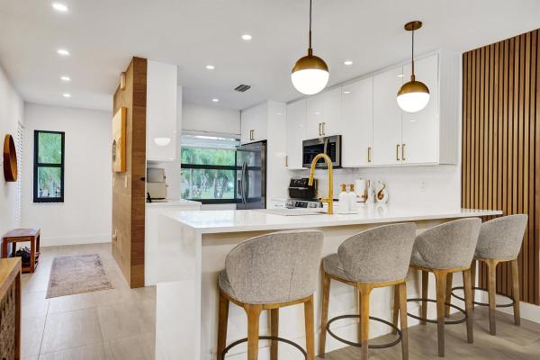 The Pines Of Boca Lago, 9293 Vista Del Lago #15f, Boca Raton, Florida 33428, image 1