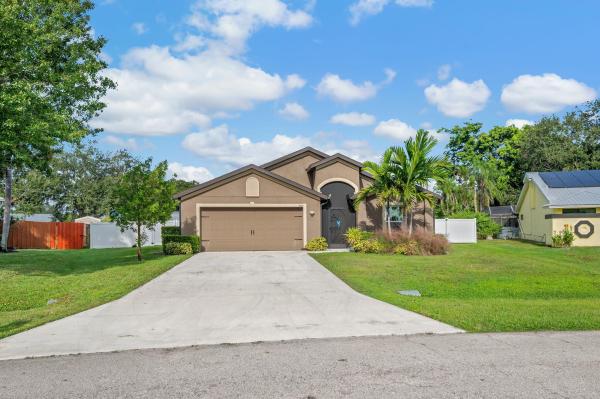 Sandhill Crossing, 2425 SE Melon Ct, Port St. Lucie, Florida 34952, image 1