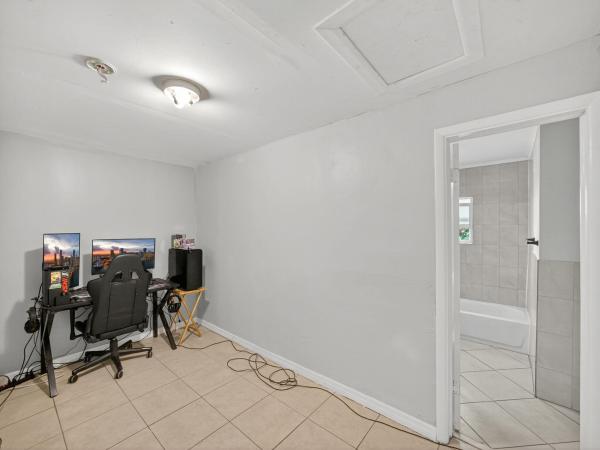 Acrehome Park, 1373 W 35th St, Riviera Beach, Florida 33404, image 3