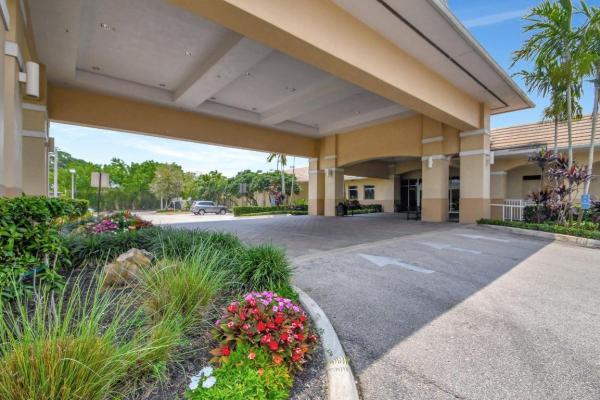 5301 Fountains Dr S #501, Lake Worth, Florida 33467, image 1