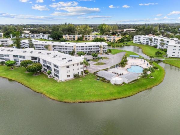 Wellington At Century Village, 202 Wellington A, West Palm Beach, Florida 33417, image 3