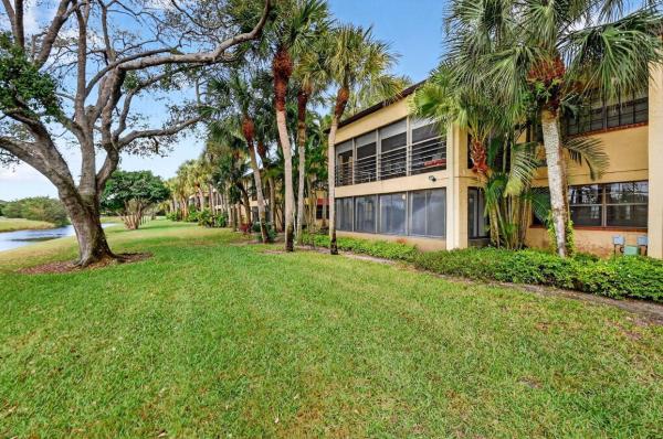 Aspen Glen At Indian Spring, 11281 Aspen Glen Dr, Boynton Beach, Florida 33437, image 3