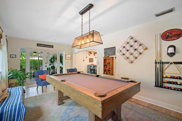 10611 NW 18th Pl, Pembroke Pines, Florida 33026, image 1