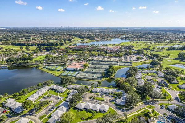 Club Cottages, 130 Club Dr, Palm Beach Gardens, Florida 33418, image 1