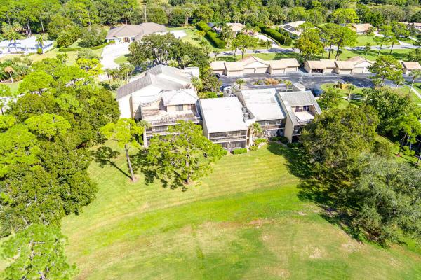Quail Run Village, 9430 Meadowood Dr #205, Fort Pierce, Florida 34951, image 2