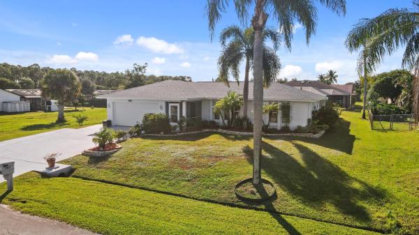 Riverview, 980 SE Breakwater Ave, Port St. Lucie, Florida 34983, image 1