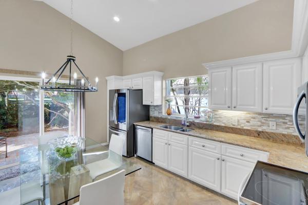 Barclay Club, 54 Windsor Ln, Palm Beach Gardens, Florida 33418, image 1