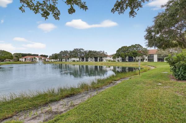 Sun Valley East, 9777 Sills Dr E #103, Boynton Beach, Florida 33437, image 2