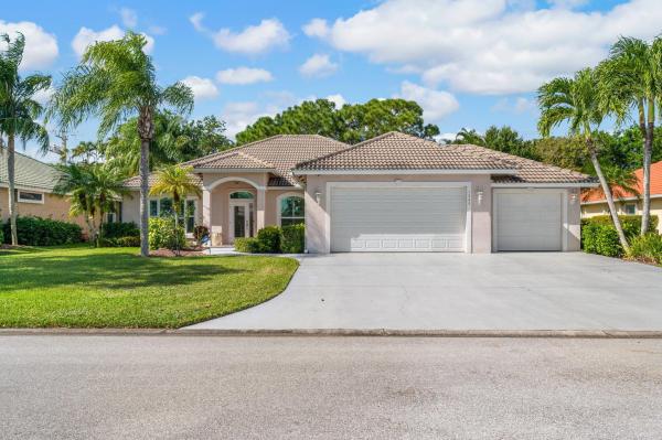 Country Club Pointe, 1545 SW Mockingbird Cir, Port St. Lucie, Florida 34986, image 1