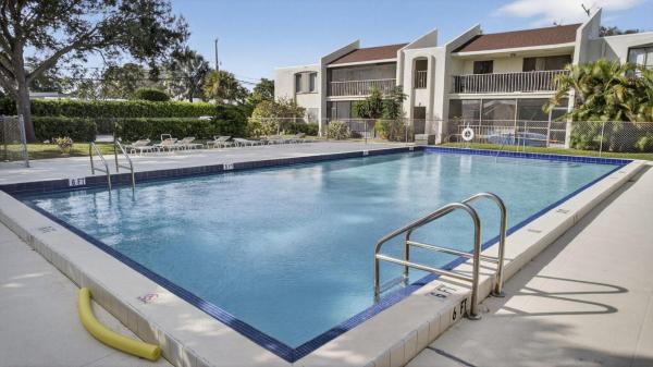 Pines Of Jupiter Tequesta, 150 Pineview Rd #L7, Jupiter, Florida 33469, image 1