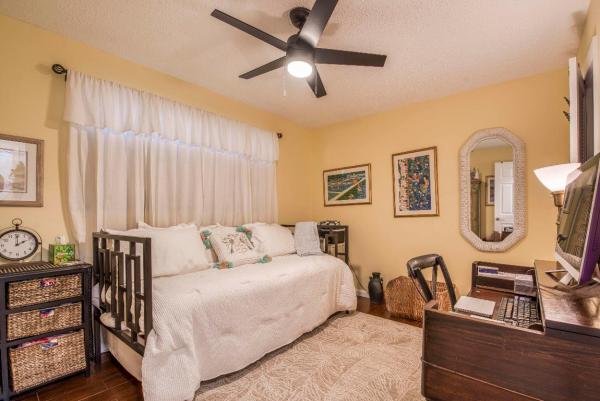 Leisureville Golf View, 400 SW Golfview Ter #102, Boynton Beach, Florida 33426, image 1