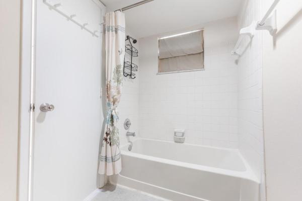 1537 SE Royal Green Cir #202, Port St. Lucie, Florida 34952, image 2