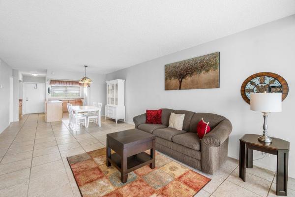 Seagate Of Gulfstream, 2016 S Federal Hwy #E408, Boynton Beach, Florida 33435, image 1