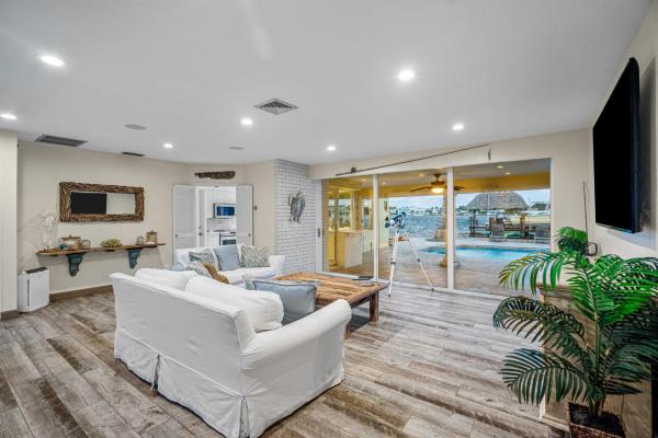 Harbor Estates, 844 East Dr, Boynton Beach, Florida 33435, image 1