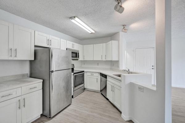 Windward Lakes At Palm-Aire, 4015 W Mcnab Rd #D204, Pompano Beach, Florida 33069, image 1