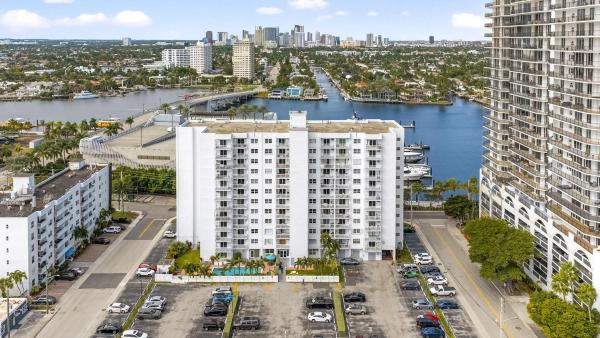 Leisure Beach, 200 S Birch Rd #802, Fort Lauderdale, Florida 33316, image 1