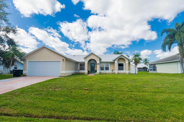 Cashmere Cove, 526 SW Dairy Rd, Port St. Lucie, Florida 34953, image 1