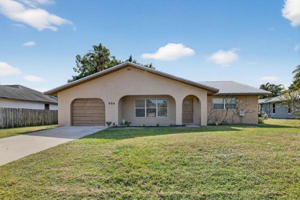 Riverview, 956 SE Brookedge Ave, Port St. Lucie, Florida 34983, image 1