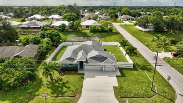 Hidden Oaks, 2502 SW Dalpina Rd, Port St. Lucie, Florida 34953, image 1