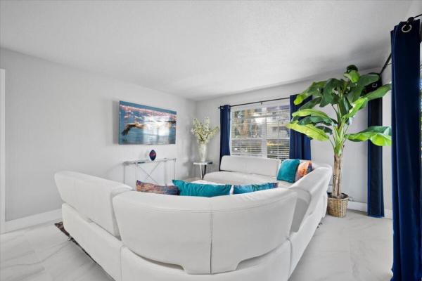 Tamberlane, 5500 Tamberlane Cir #105, Palm Beach Gardens, Florida 33418, image 1