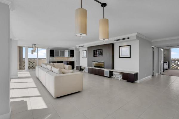 Cloister Beach Towers, 1200 S Ocean Blvd #16H, Boca Raton, Florida 33432, image 1