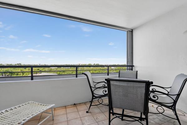 Mayfair House Lake, 3589 S Ocean Blvd #509, Palm Beach, Florida 33480, image 3