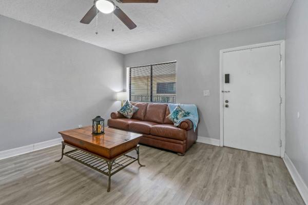 Seagrape At Las Verdes, 5160 Las Verdes Cir #314, Delray Beach, Florida 33484, image 3