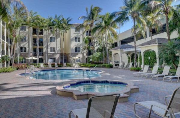 Vizcaya Lakes, 1690 Renaissance Commons Blvd #1522, Boynton Beach, Florida 33426, image 1