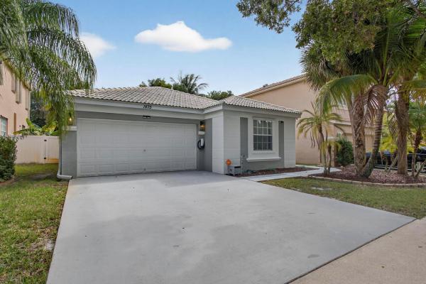 Pinehurst, 1475 Running Oak Ln, Royal Palm Beach, Florida 33411, image 1