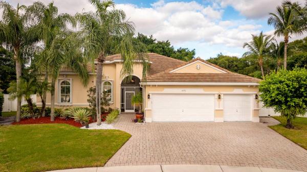 6973 Finamore Cir, Lake Worth, Florida 33467, image 1