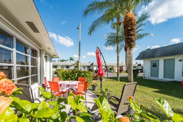 Gately At Cresthaven Townhomes, 2638 E Gately Dr #83, West Palm Beach, Florida 33415, image 1