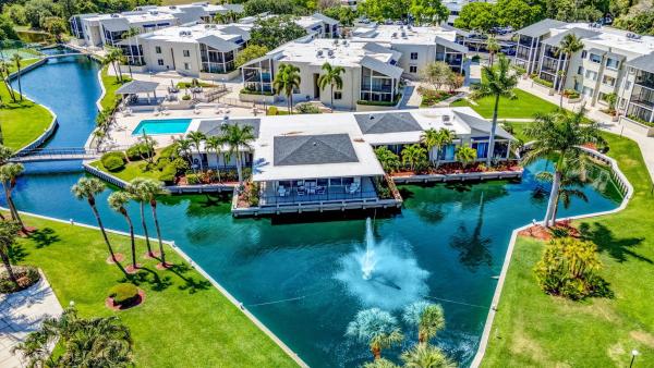 Longwood, 11811 Avenue Of The Pga #2-2c, Palm Beach Gardens, Florida 33418, image 1
