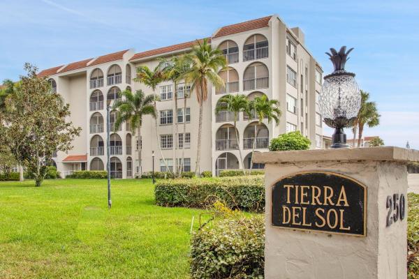 Tierra Del Sol, 250 NE 20th St #5240, Boca Raton, Florida 33431, image 1