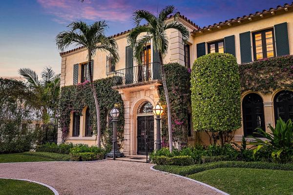 Vita Serena, 143 Clarendon Ave, Palm Beach, Florida 33480, image 2