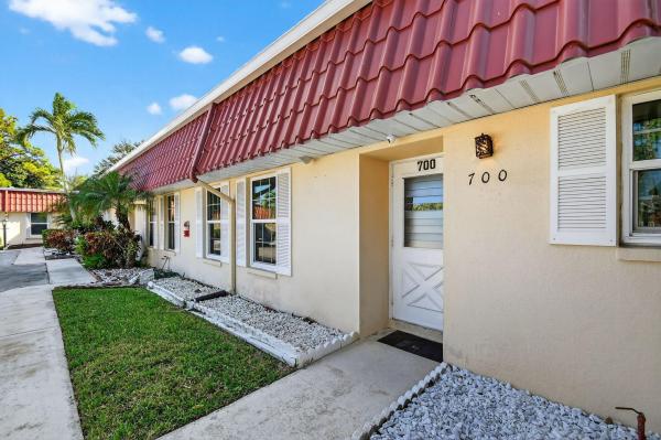 700 Marlboro Oval, Lake Worth, Florida 33467, image 1
