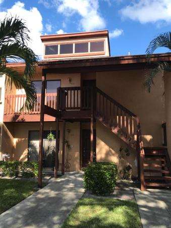 510 Lakeview Dr E #510, Royal Palm Beach, Florida 33411, image 1
