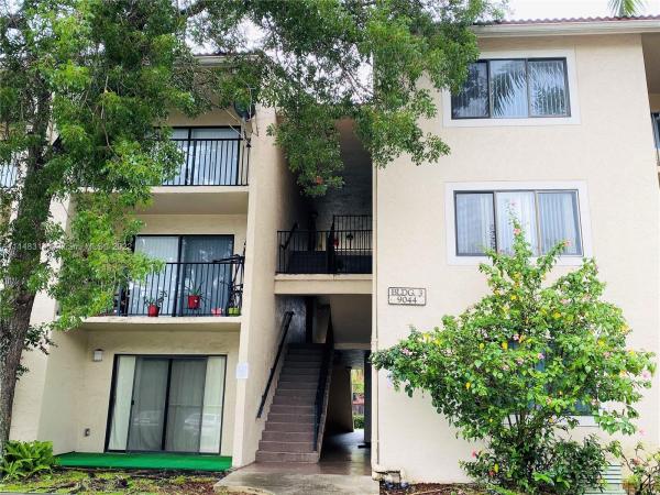 Visconti, 9044 W Atlantic Blvd #333, Coral Springs, Florida 33071, image 1