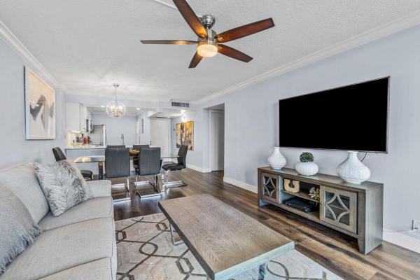 Boca Bayou, 14 Royal Palm Way #504, Boca Raton, Florida 33432, image 1