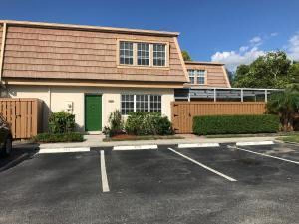 Winchester Courts, 4356 Hazel Ave #C, Palm Beach Gardens, Florida 33410, image 1