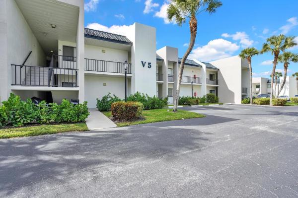 Tennis Villas At Jupiter Ocean & Racquet Club, 1605 S Us Highway 1 #202v5, Jupiter, Florida 33477, image 1