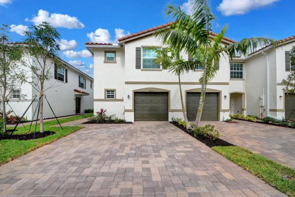 6875 Broadwater Ln, Lake Worth, Florida 33467, image 1