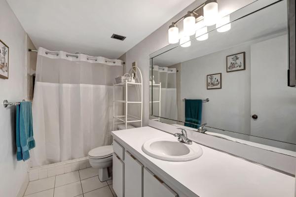 Huntington Lakes 2, 6866 Huntington Ln #806, Delray Beach, Florida 33446, image 1