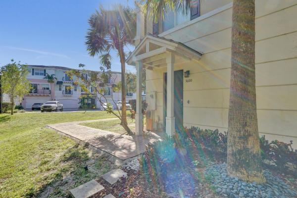 Vistazo At Boca Raton, 3600 NW 5th Ter, Boca Raton, Florida 33431, image 1