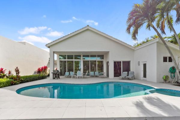 Frenchman's Creek Beach & Country Club, 13370 Deauville Dr, Palm Beach Gardens, Florida 33410, image 1