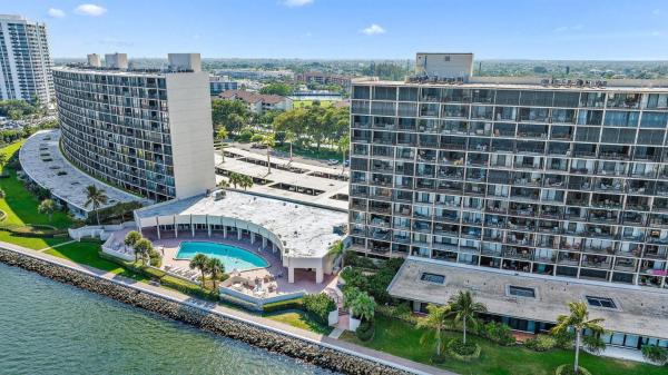 Quay North, 136 Lakeshore Dr #511, North Palm Beach, Florida 33408, image 1